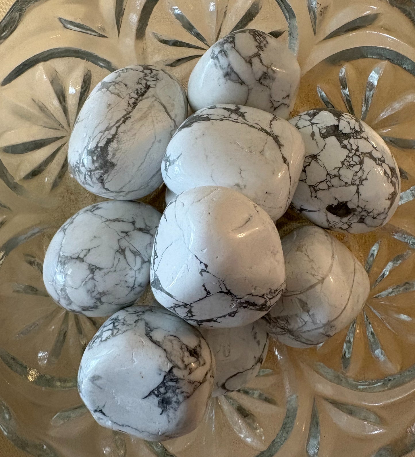 Howlite Tumbled Stone