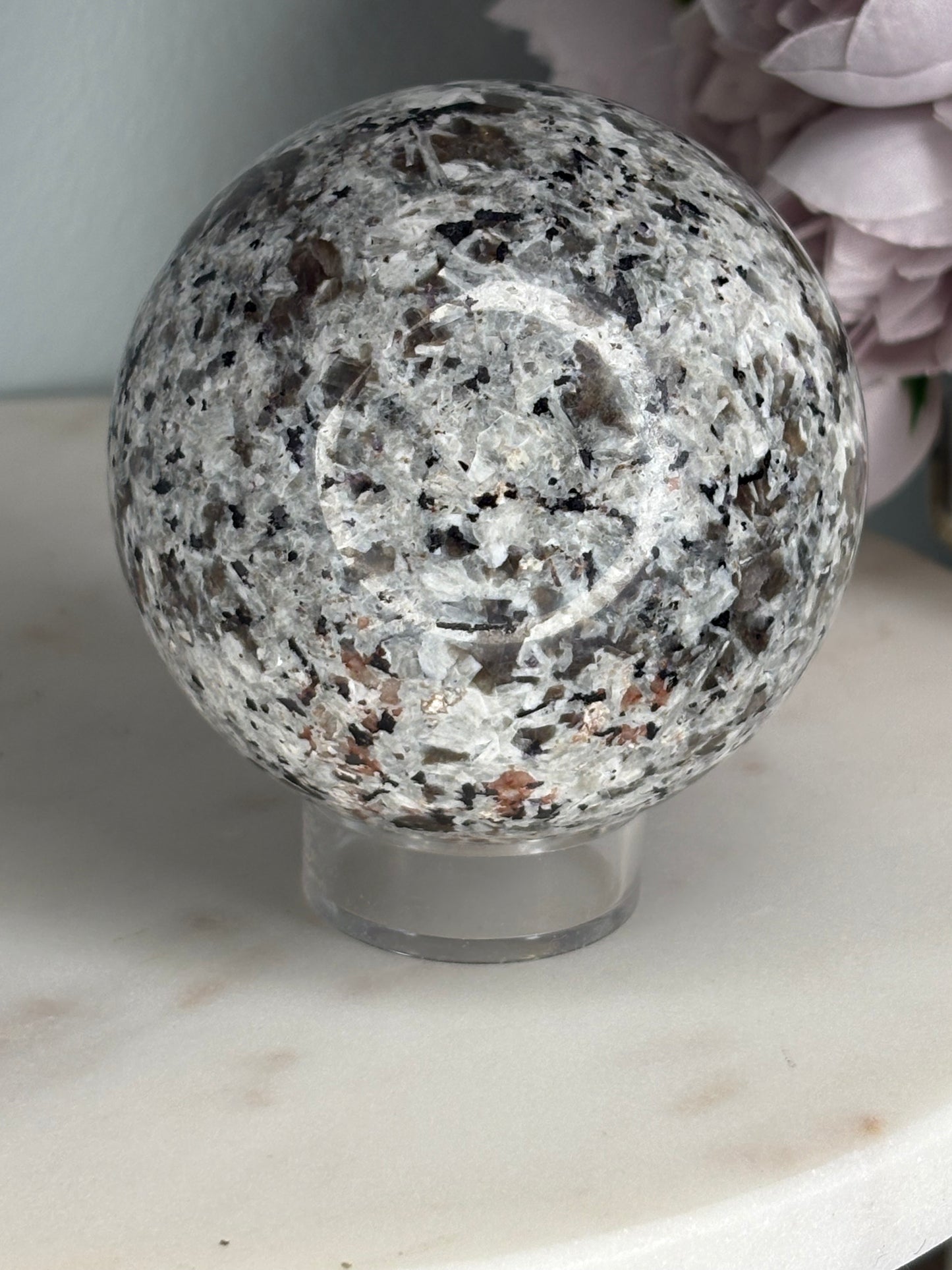 Yooperlite Sphere