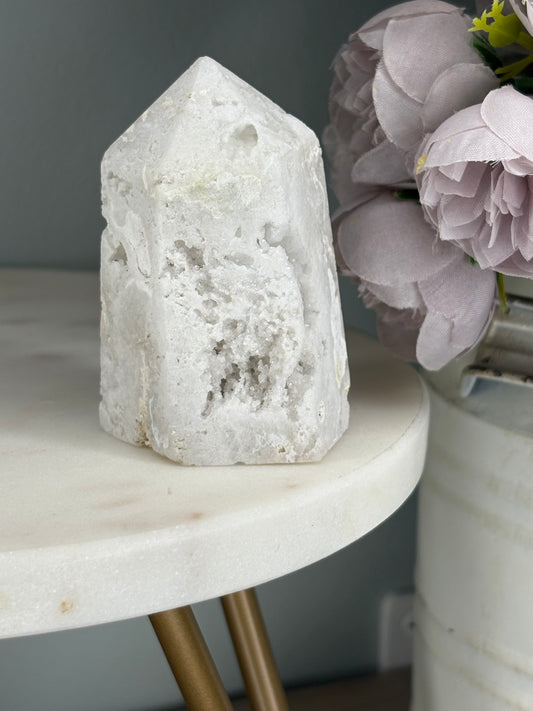Milky Quartz Generator