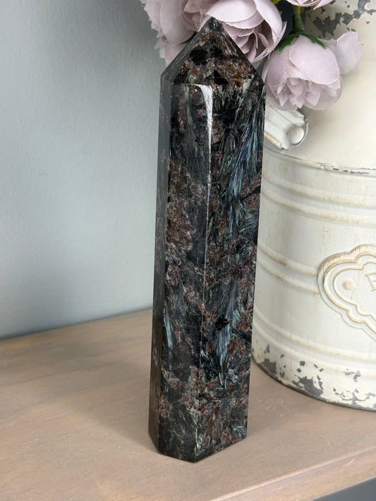 Astrophyllite Tower