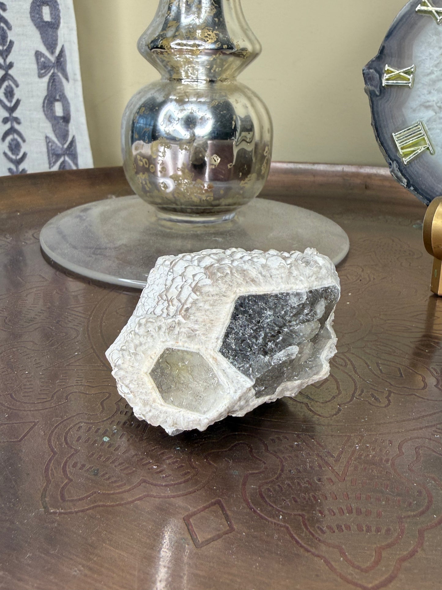 Dreamside Quartz Cut Base