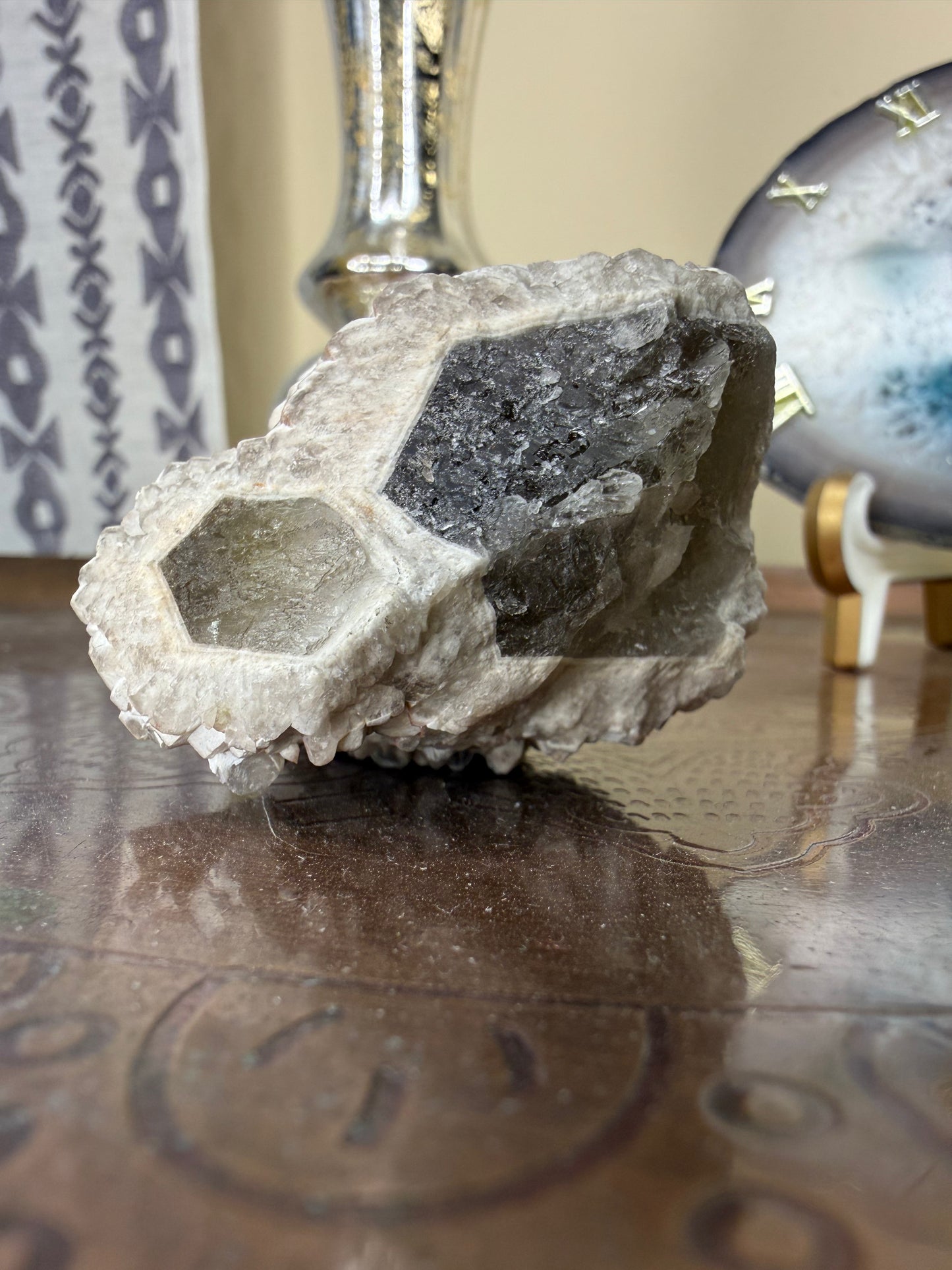 Dreamside Quartz Cut Base