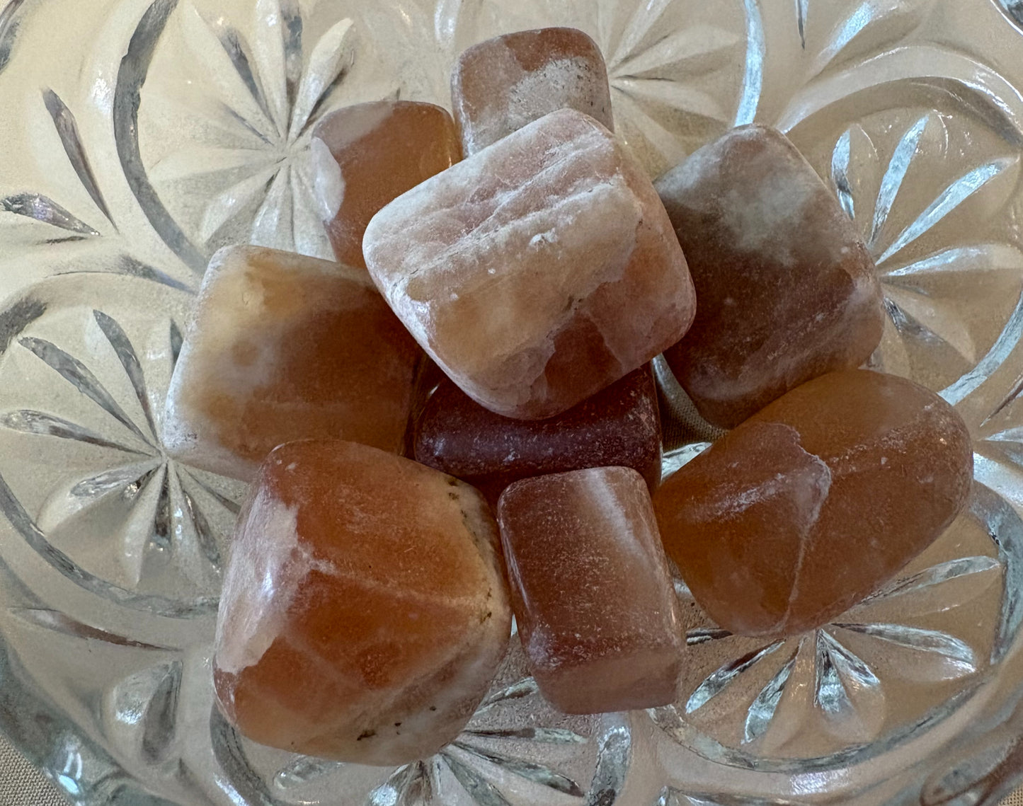 Honey CalciteTumbled Stone