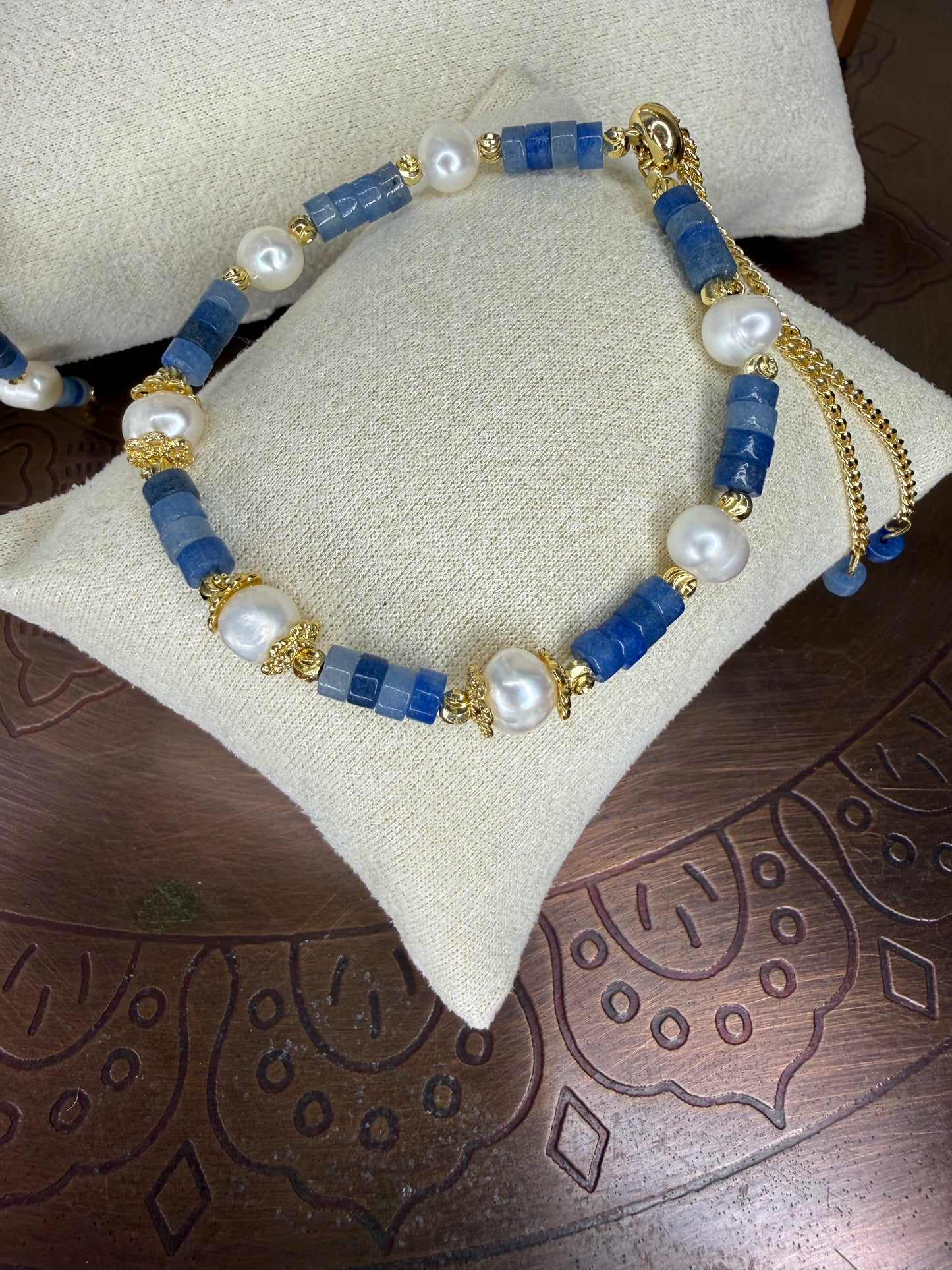Freshwater Pearl & Lapis Lazuli Beaded Bracelet